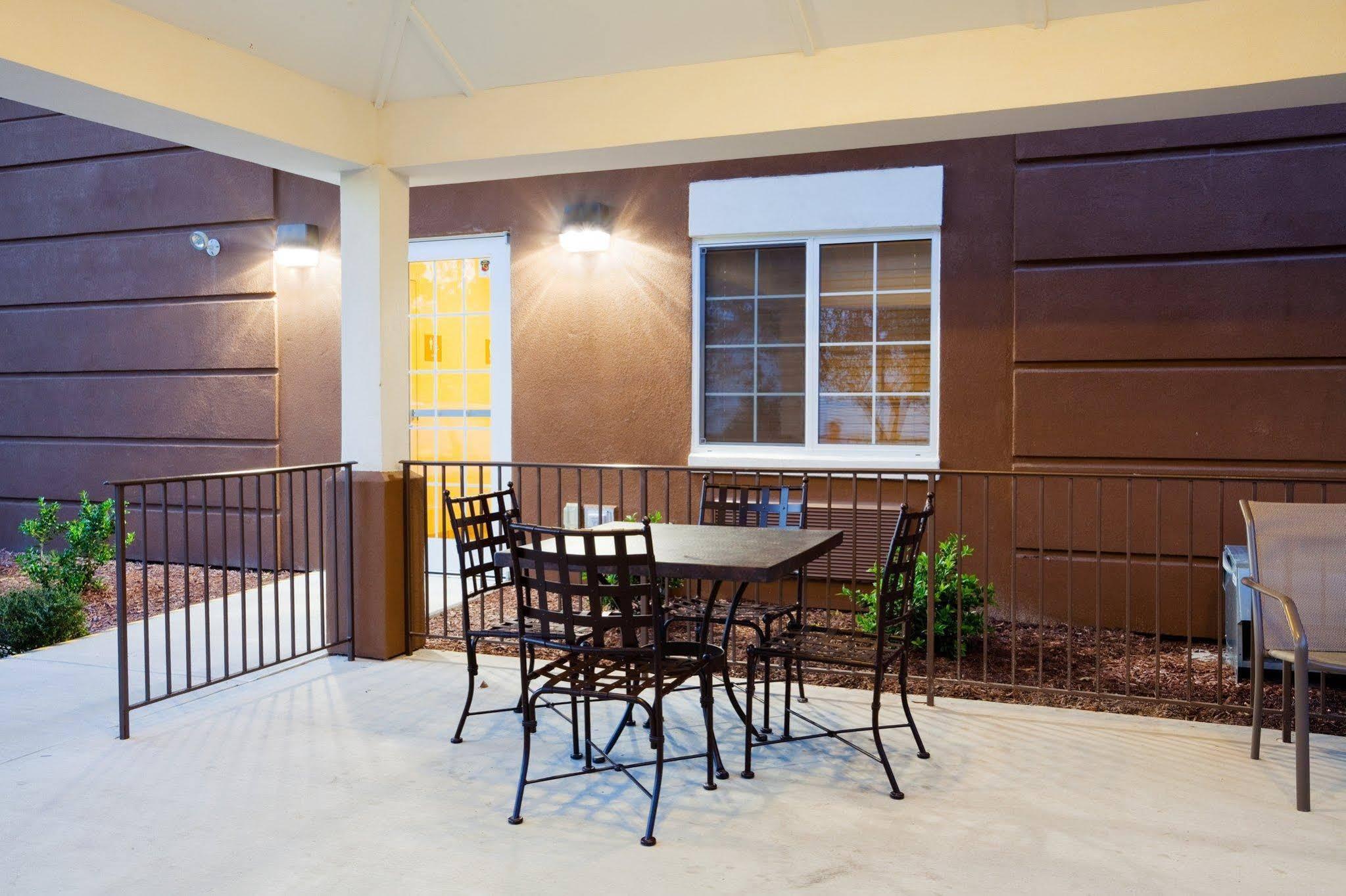 Candlewood Suites New Bern By Ihg מראה חיצוני תמונה